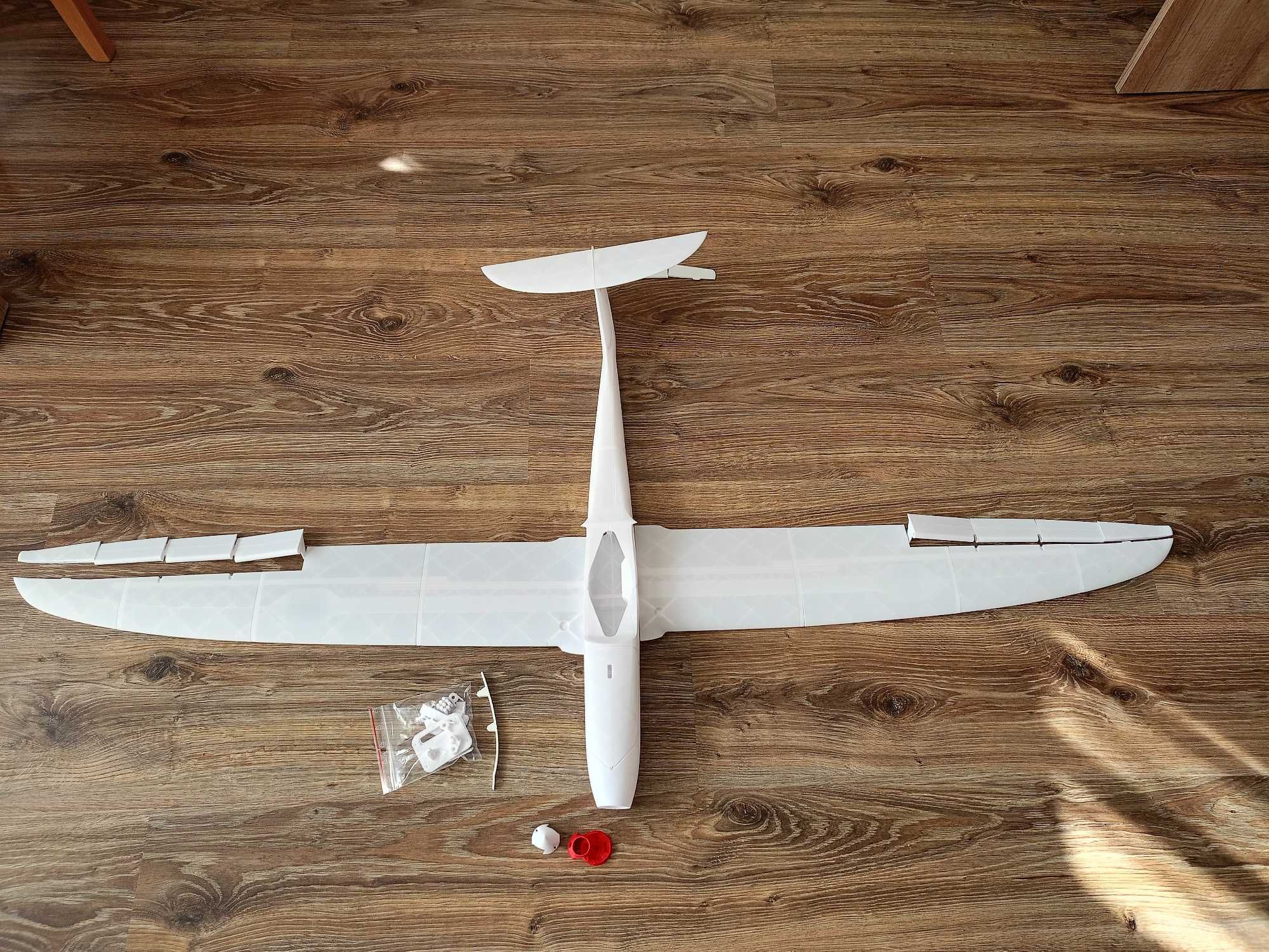 Model   pylona rc Iskra druk 3D
