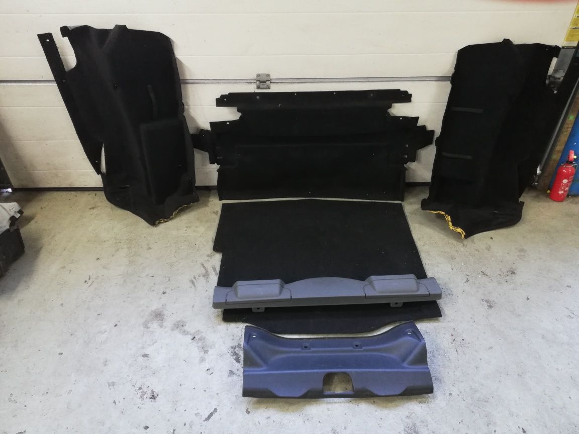 Tapicerka wykładzina boczek bagażnika Ford Focus mk2 CC kabriolet cabr