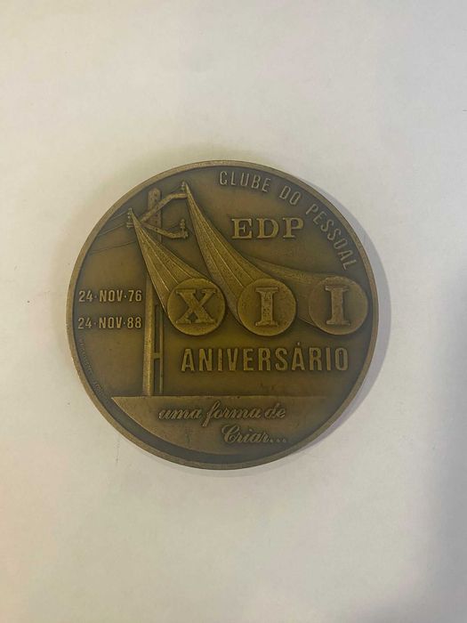 Medalhas comemorativas em brinze da EDP