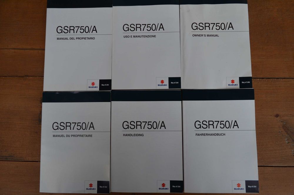 Suzuki GSR 750 SERWISÓWKA + naklejka