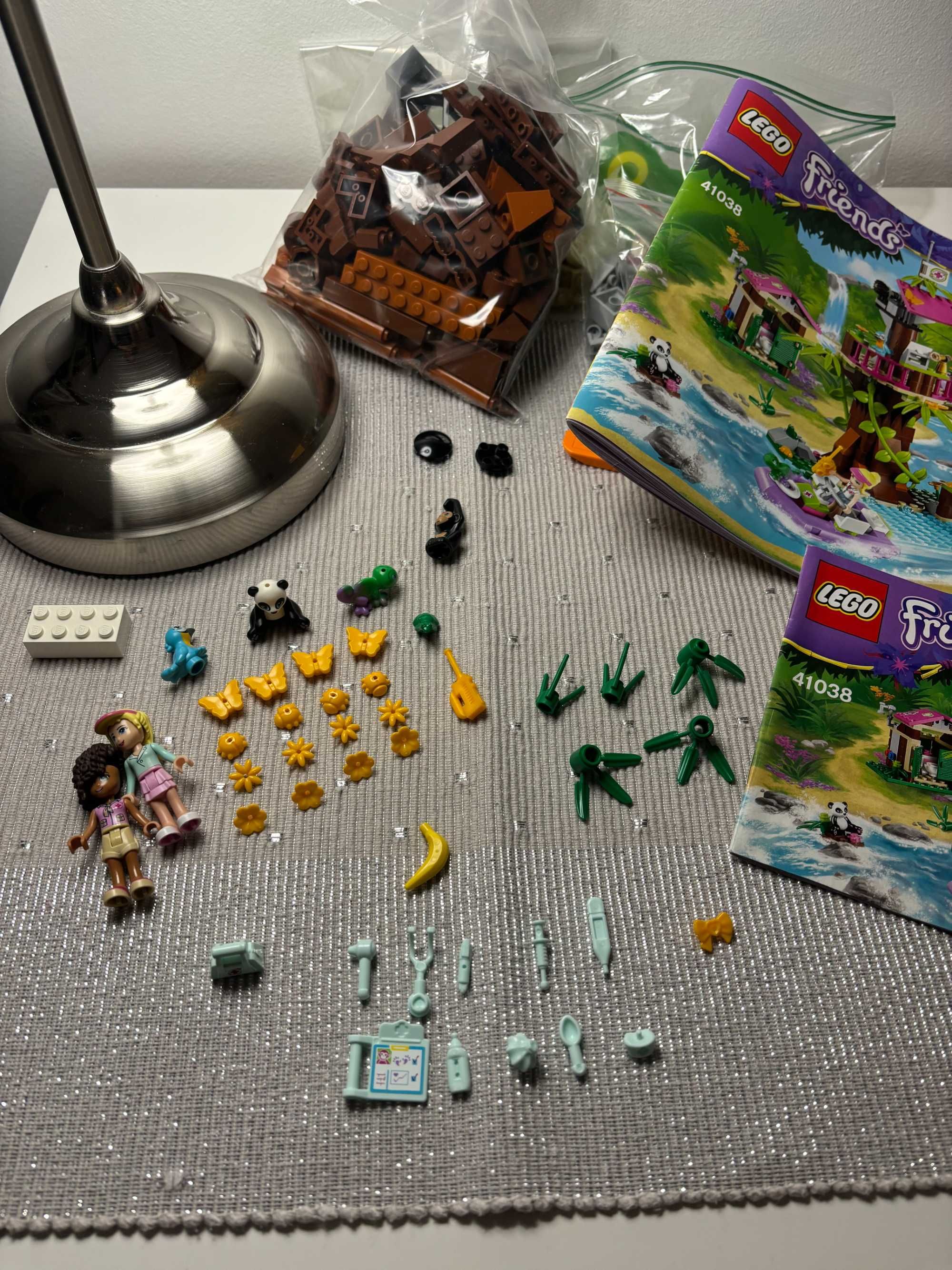 Klocki LEGO Friends Baza ratownicza 41038 pudełko