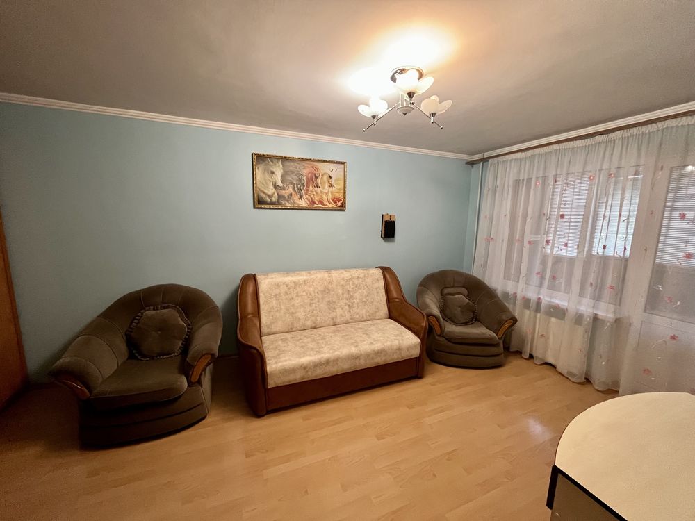 Продаж 2х кімнатної квартири в Лісках, вул. Київська.