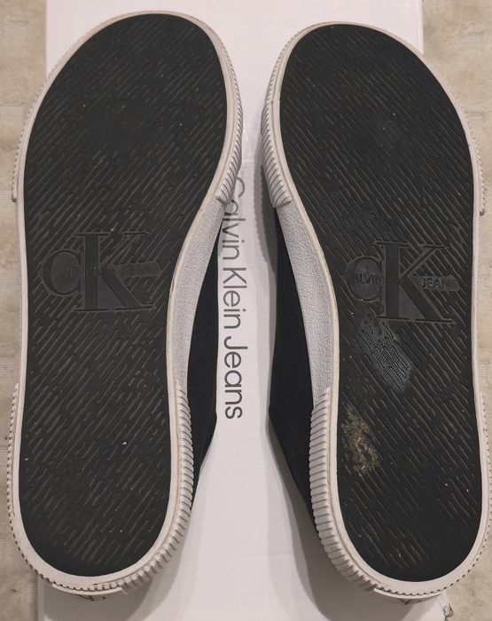 Продам кеди Calvin Klein