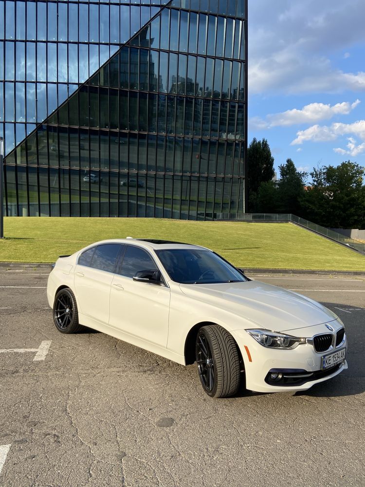 Продам BMW 330e I Perfomance