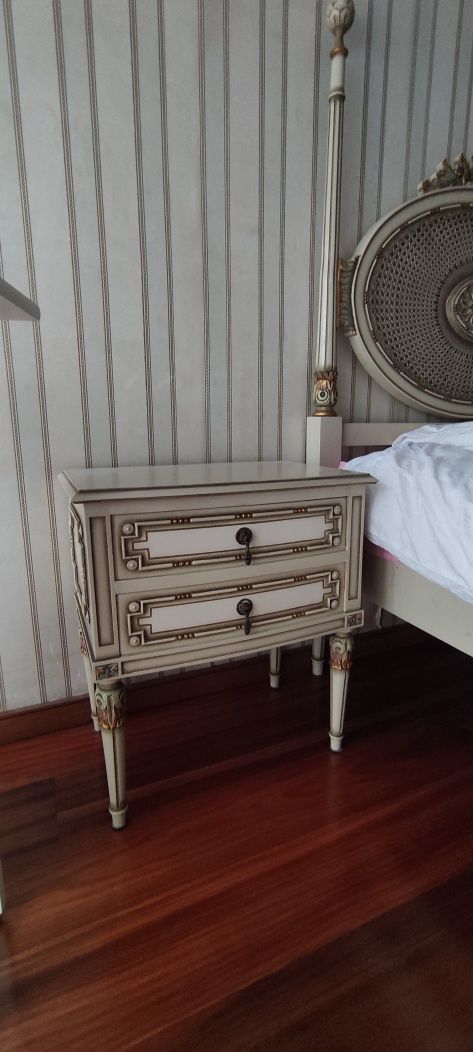 Quarto mobilado completo madeira maciça vintage Princesa