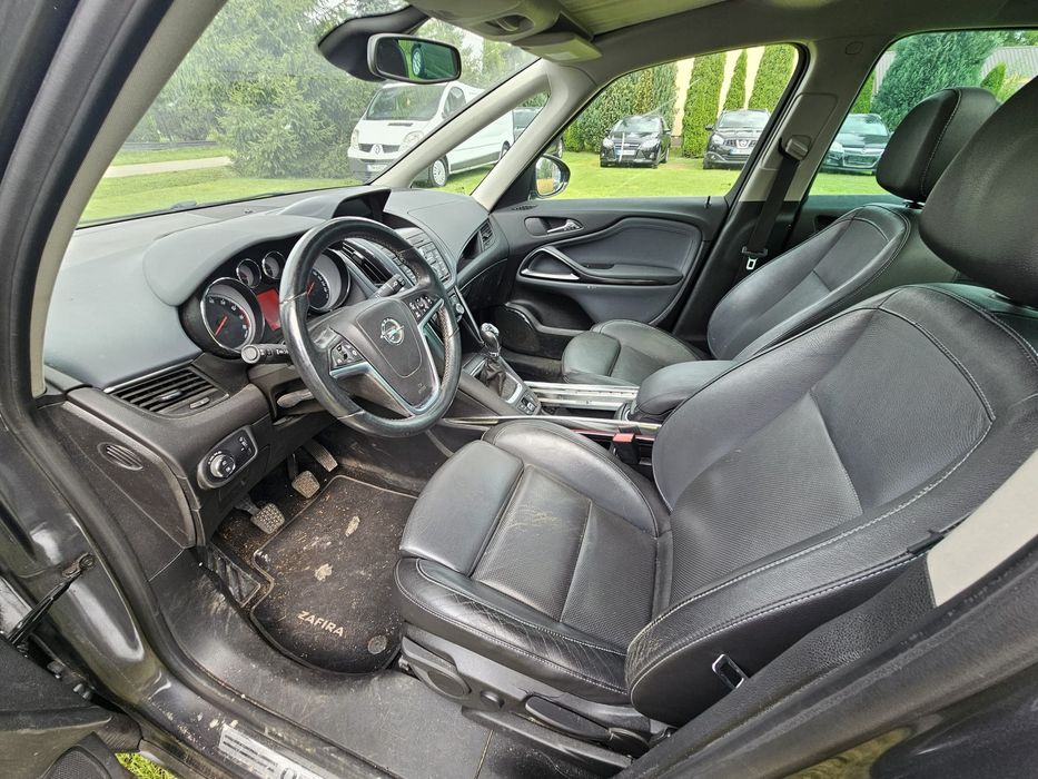 Lampa prawa lewa Opel Zafira C 1.4T na czesci
