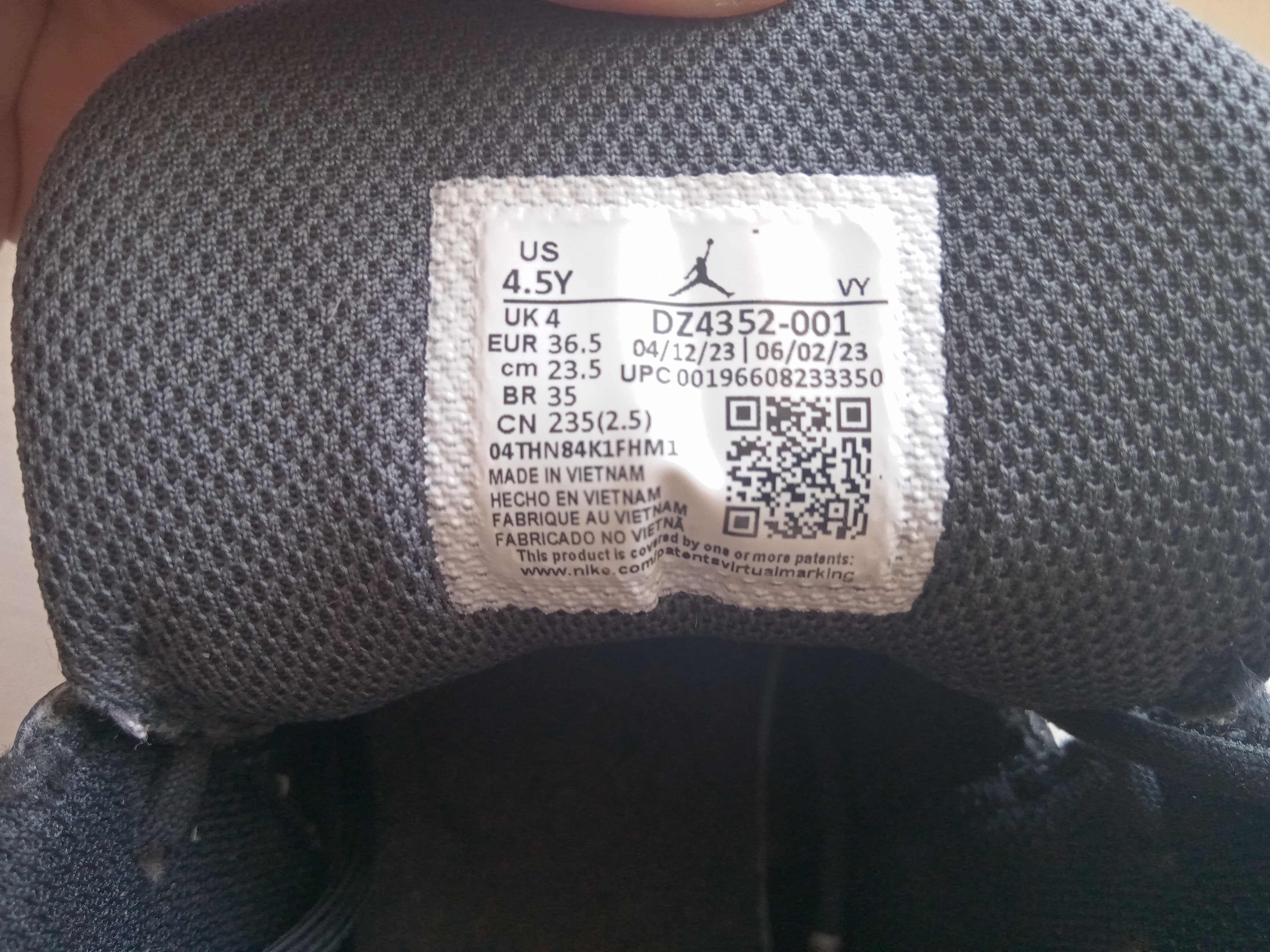 Buty Nike Jordan Max Aura 5 r 36.5