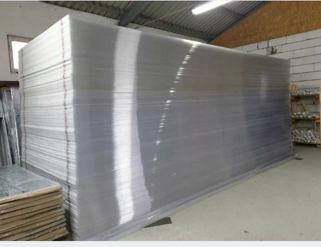 Poliwęglan komorowy 16 mm opal wymiar 2,10x7 m