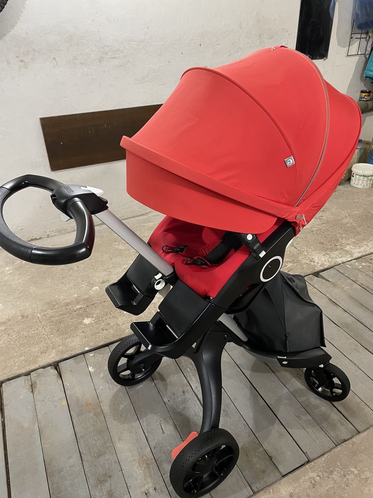 Продам Stokke V6