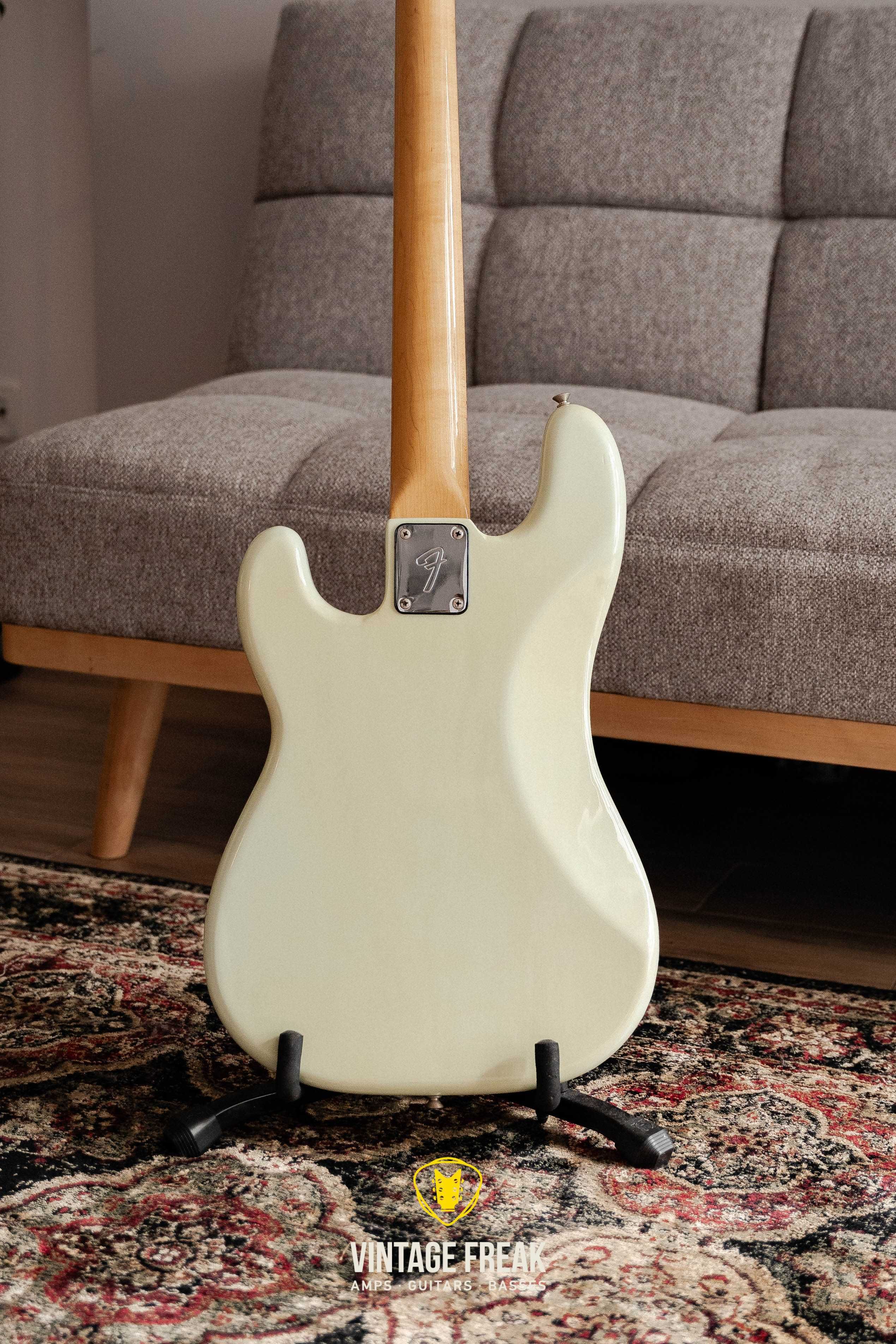 Fender Precision Bass 1976 OW Refin