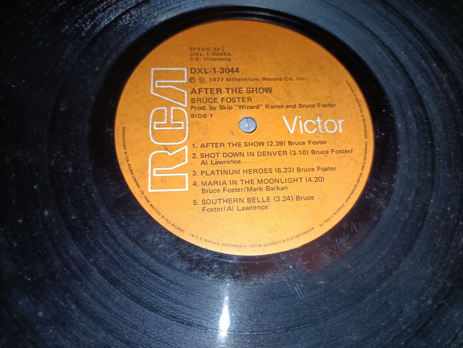 Bruce Foster after the Show_Vinil