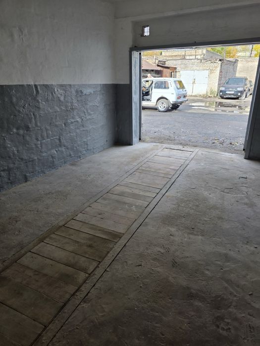 Сдам гараж центр города Каменское