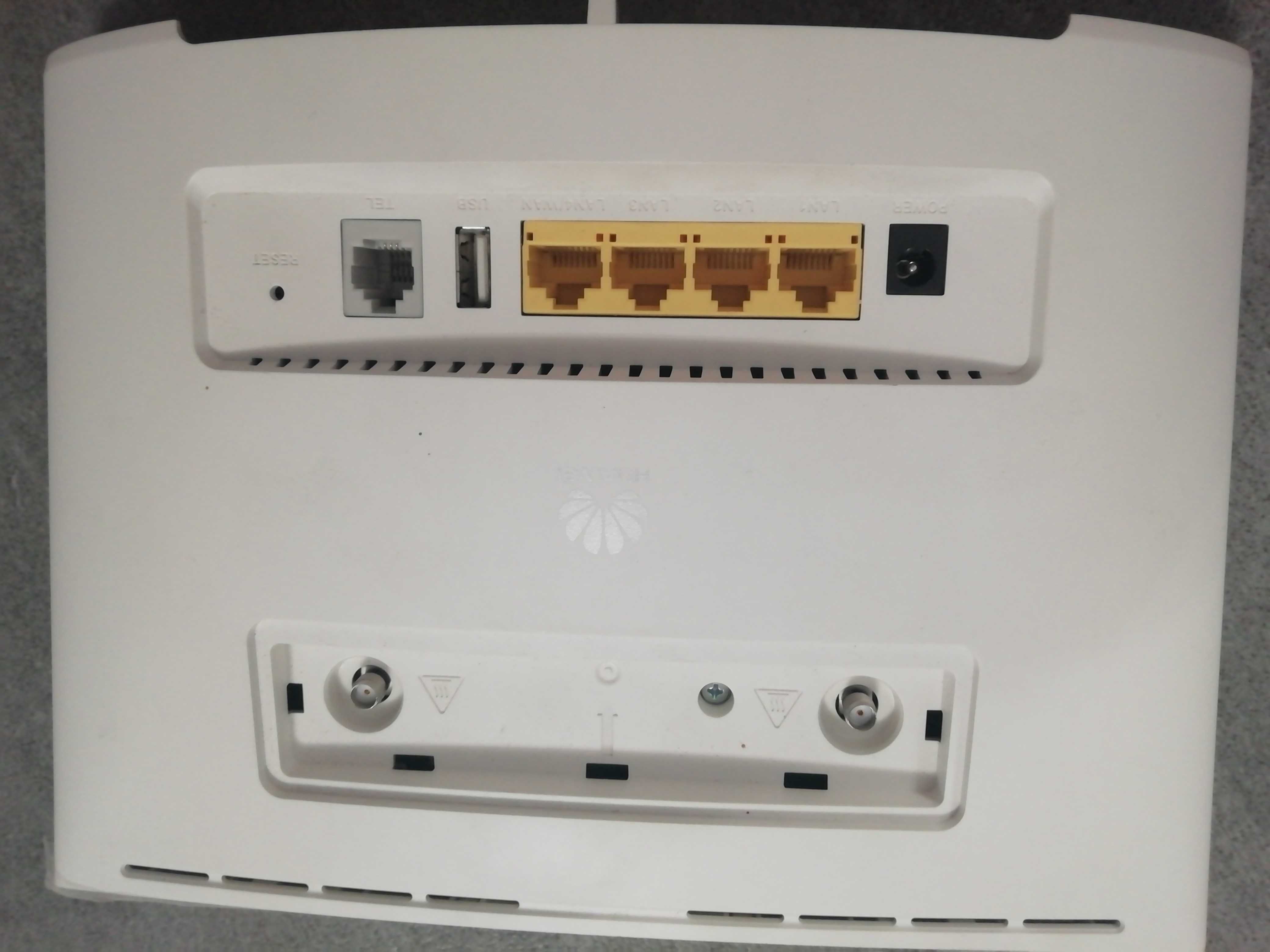 HUAWEI B525s-23a Router