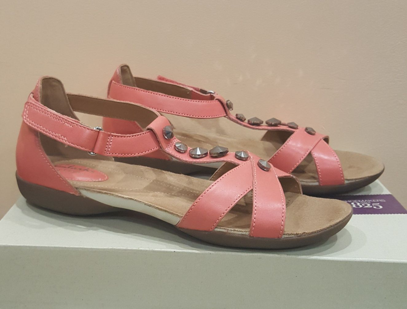 Clarks Raffi Scent Coral Leather сандалії жін. Великобританія, р.39