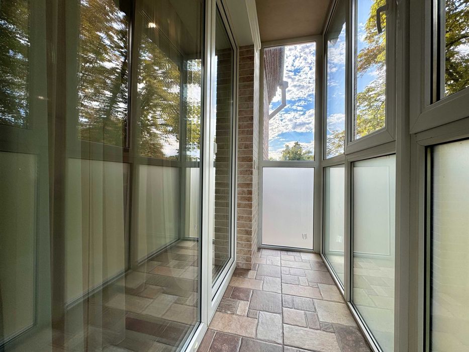 ApartPoltava КУТОВА ВАННА Стильна студія Корпусний парк,БАНК.чек