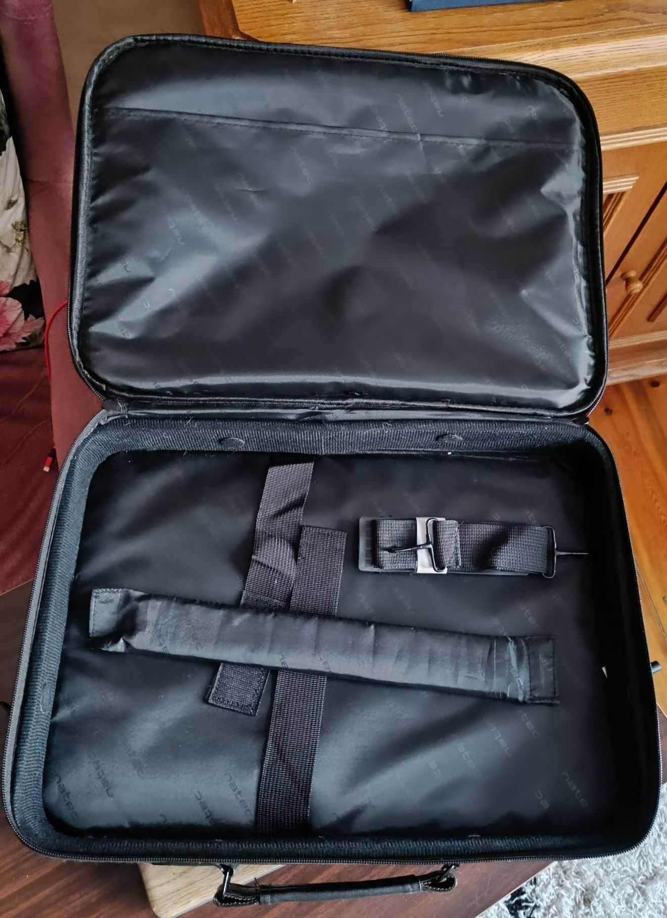 Torba na laptopa 17 cali i mniejsze duża