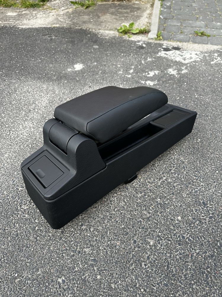 Podłokietnik bmw e36 stan idealny
