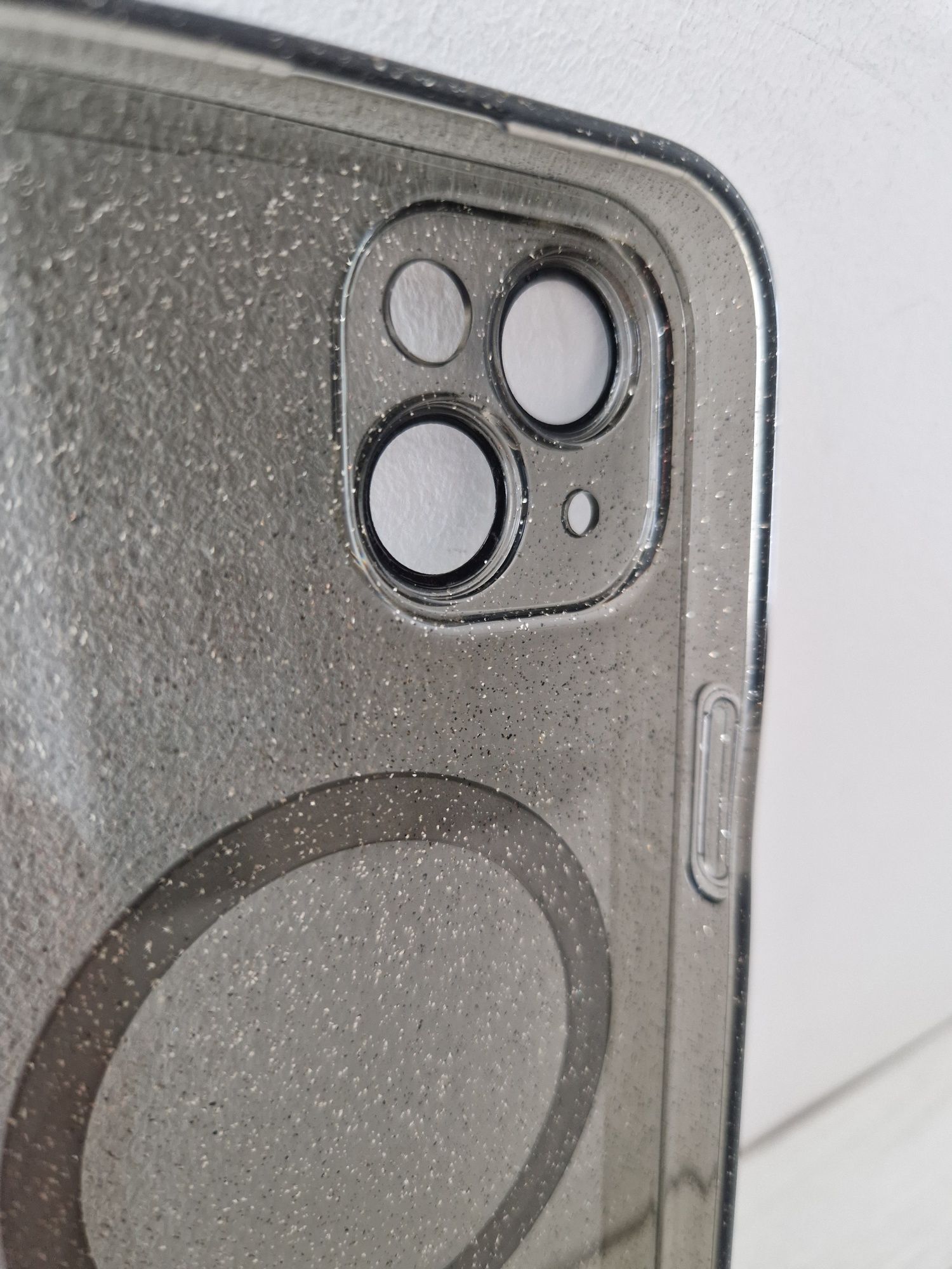 Glitter Magsafe Case do Iphone 15 czarny clear