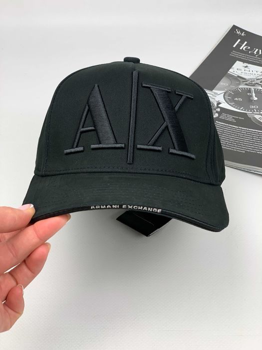 Черная кепка Armani кепка с вышивкой Армани черная кепка AX gu458