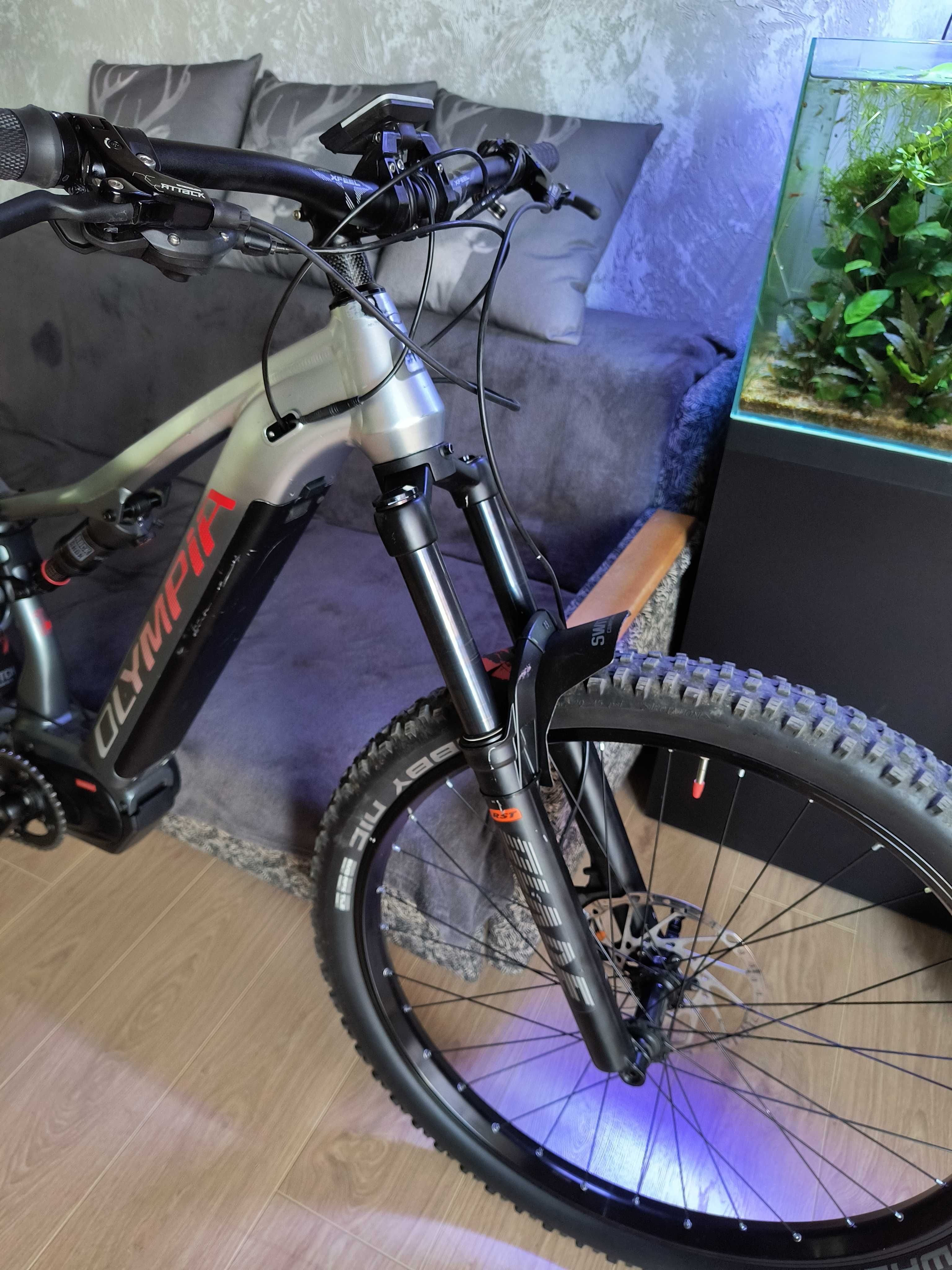 Вилка повітряна RST Blade Air 29" 150мм boost  15x110 з E-MTB