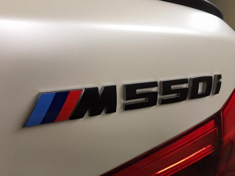 Шильдик эмблема на багажник BMW M 550 M 520 M 530 M 535 M 540 i d