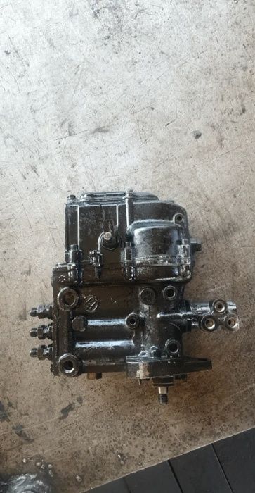 Pompa wtryskowa Zetor 3-cylindry po regeneracji na wymianę