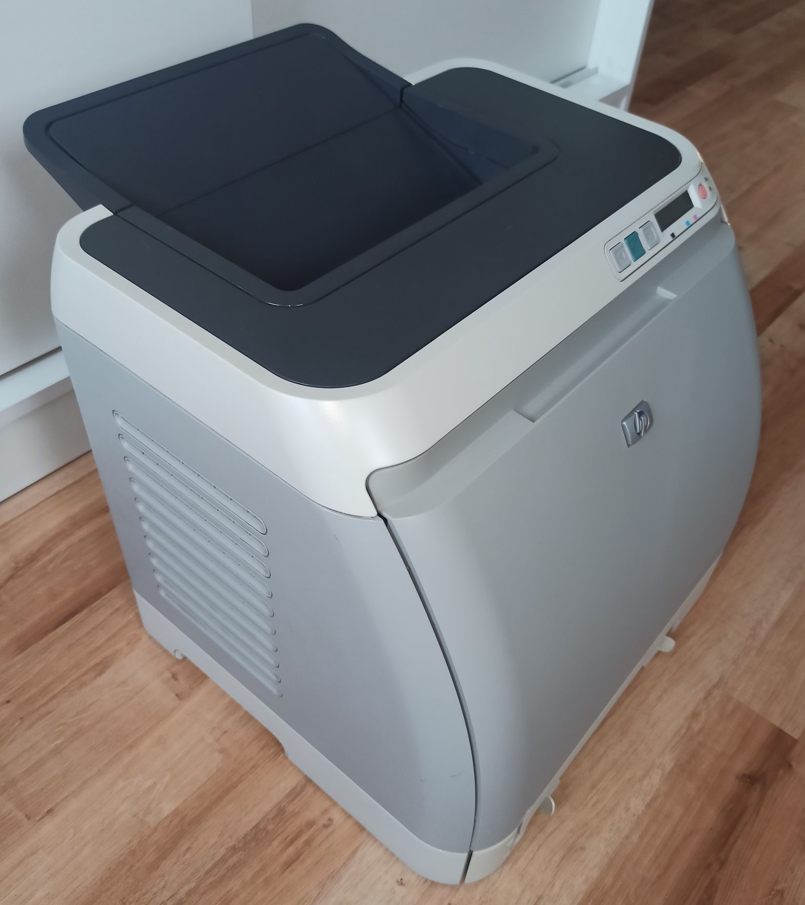 Drukarka HP Color LaserJet 2600n - sprzedam