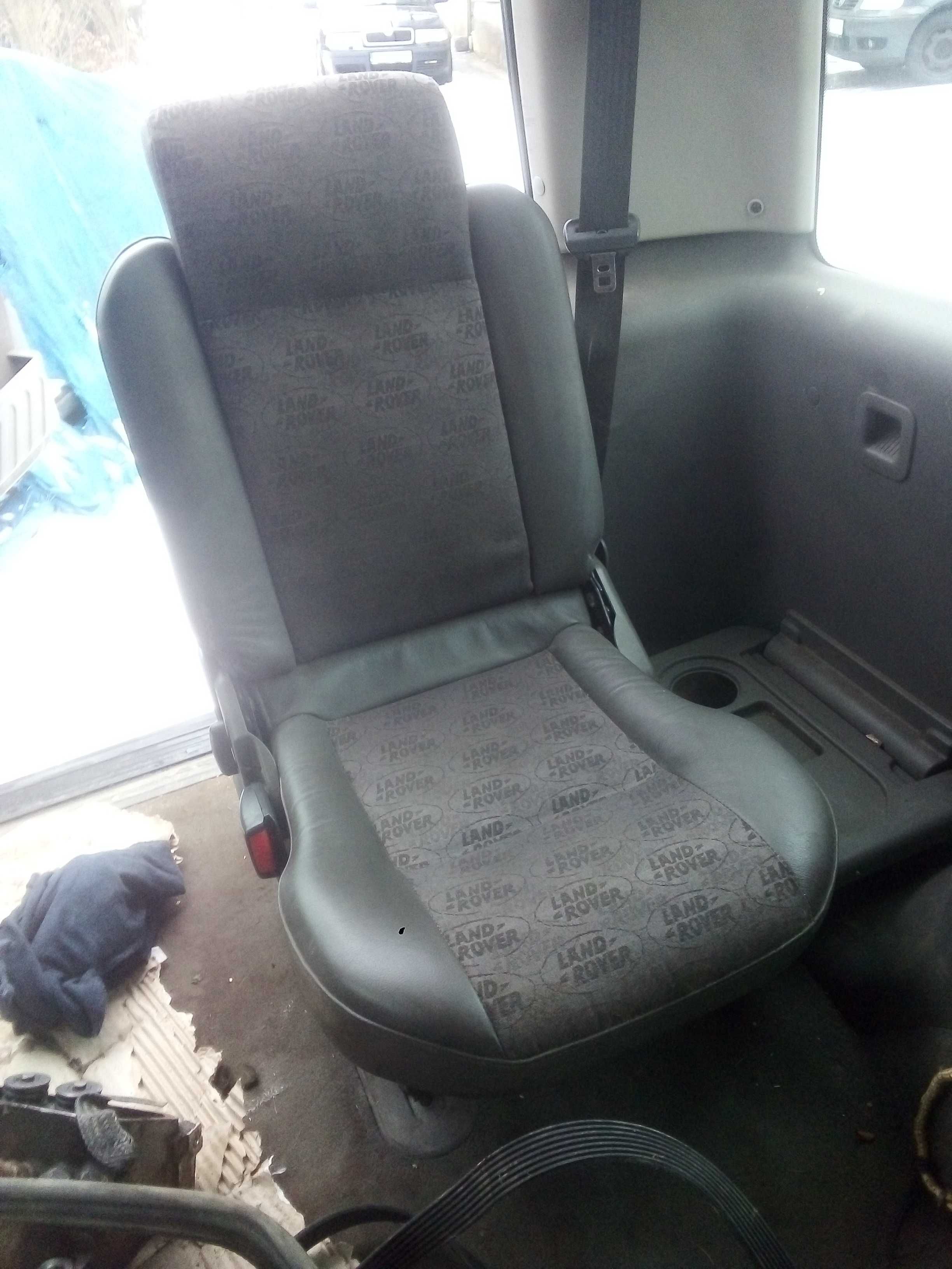 Fotele siedzenia pasy 3 rząd albo kpl 7os land rover discovery 2 II