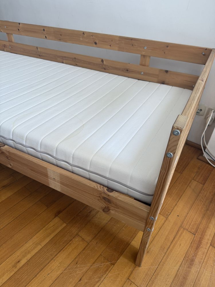 Cama pinho com colchao
