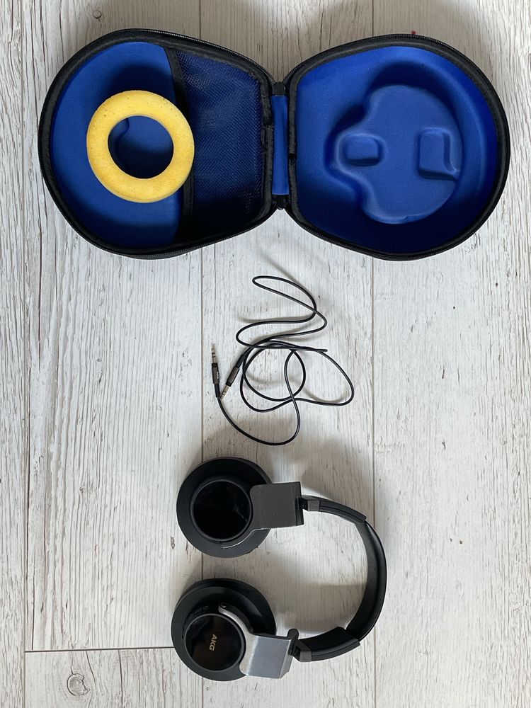Słuchawki AKG K845BT