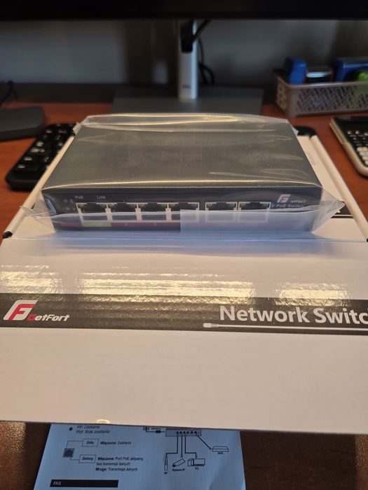 Switch POE Getfort 4xPOE + 2 UPLINK