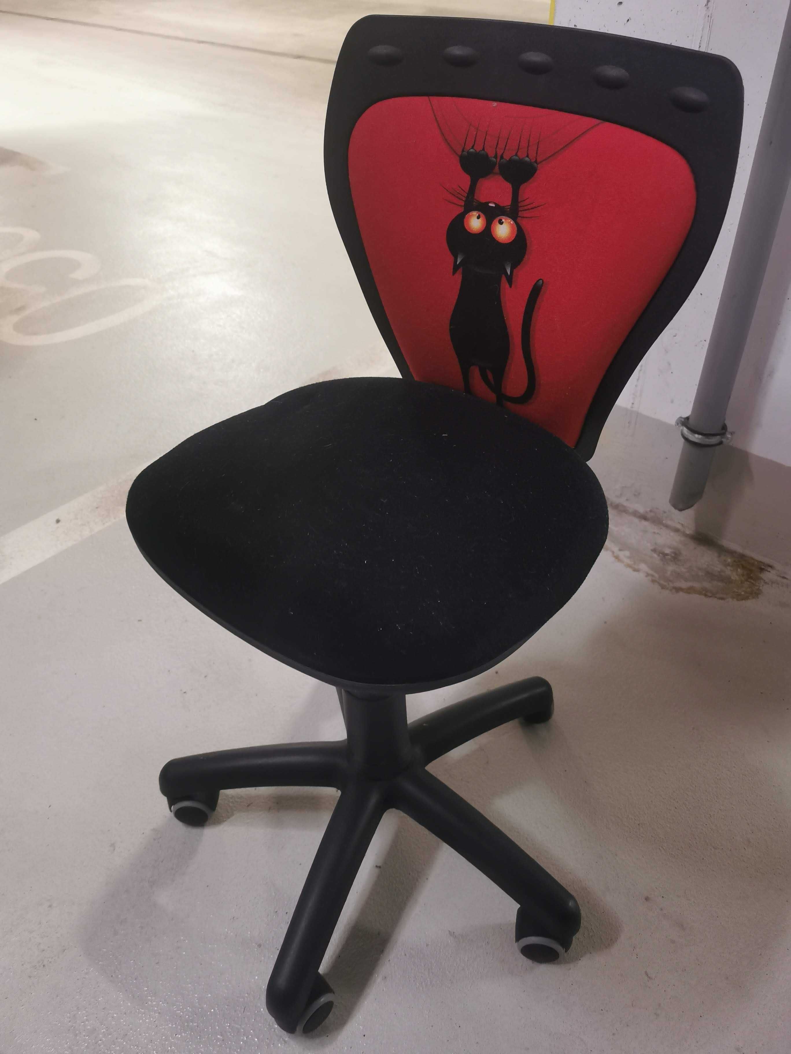 Krzesło Ministyle - biurkowe dla dziecka