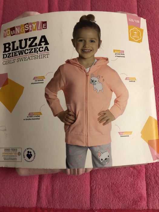 Bluza z kapturem 122/128 bawełna
