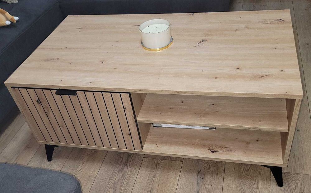 Stolik kawowy z szufladą