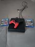 PS4 com 2 comandos originais da PS e com 2 jogos para a PS4