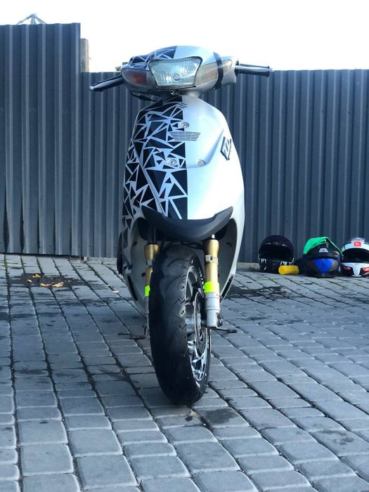 Продам скутер Suzuki ZZ Sport в ідеальному стані