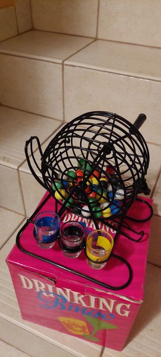Gra imprezowa drinking bingo, prezent