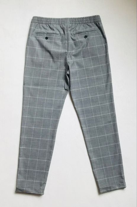 Штани H&M Slim Fit в ідеальному стані, розмір М