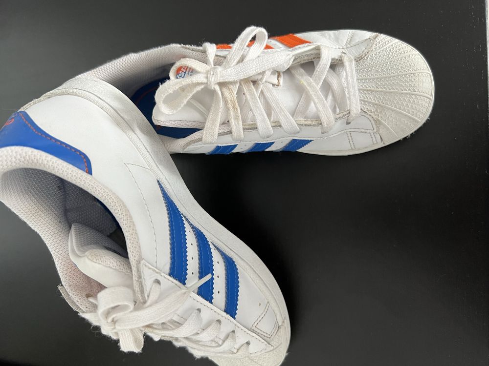 Adidas crianca tam 34