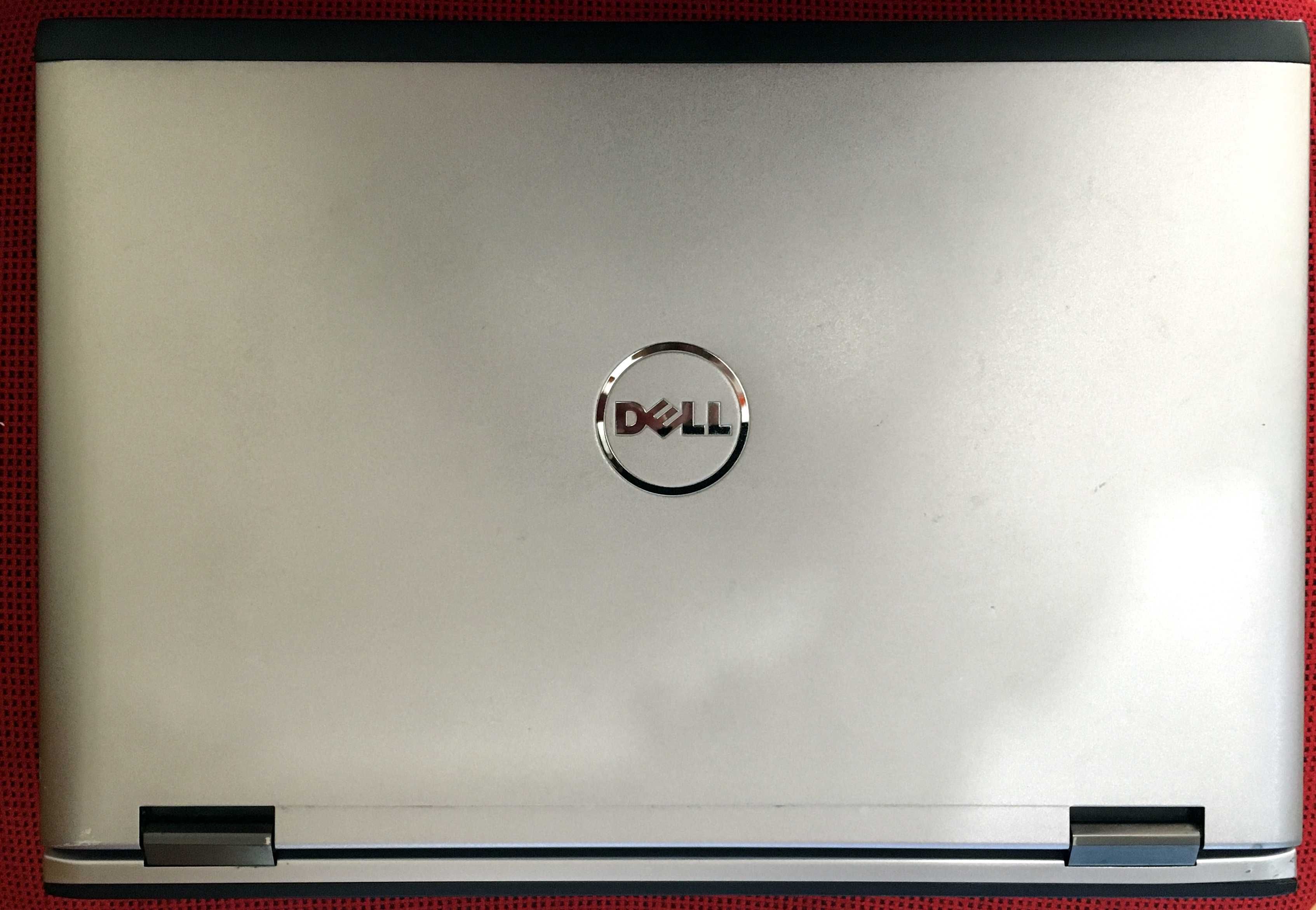 Ноутбук Dell Vostro 3555 (15.6"\AMD A8-3500M\4Gb\SSD120Gb\HD 6620G)