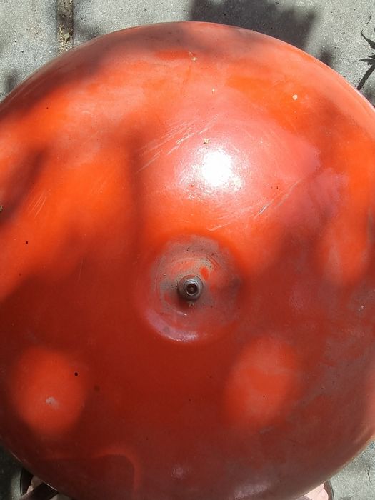 Расширительный бачок ZILMET для отопления .