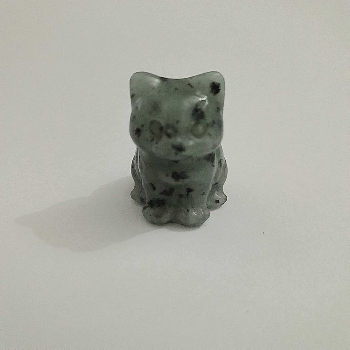 Gatinhos em pedra semipreciosa