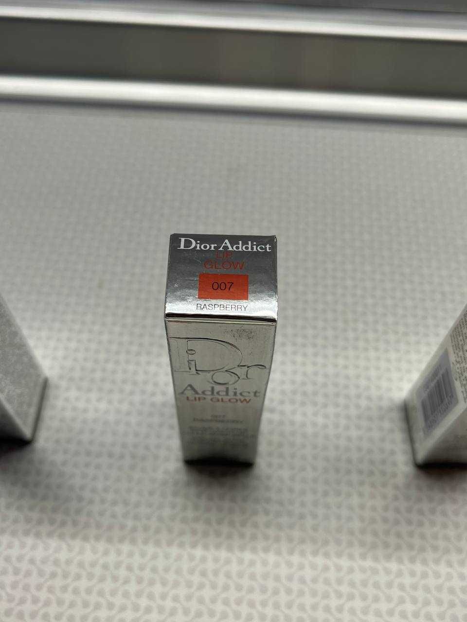 Бальзам для губ Christian Dior Addict Glow Color Awakening