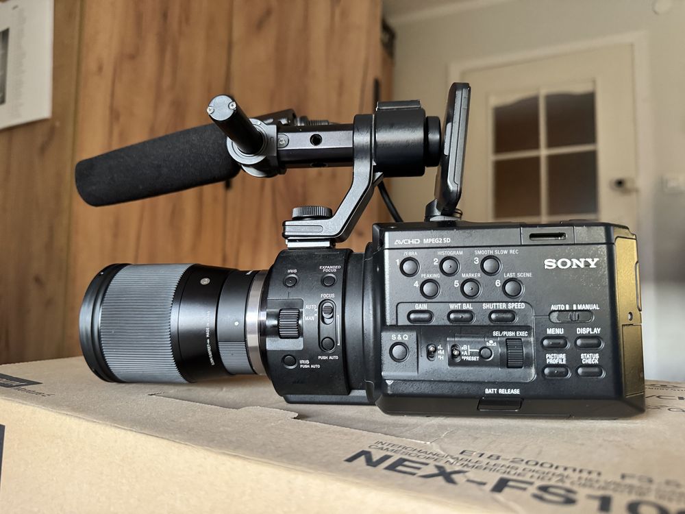 Kamera Sony FS 100 + sigma 16mm 1.4