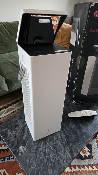 Projetor LG CineBeam Laser 4K - HU80SKW
