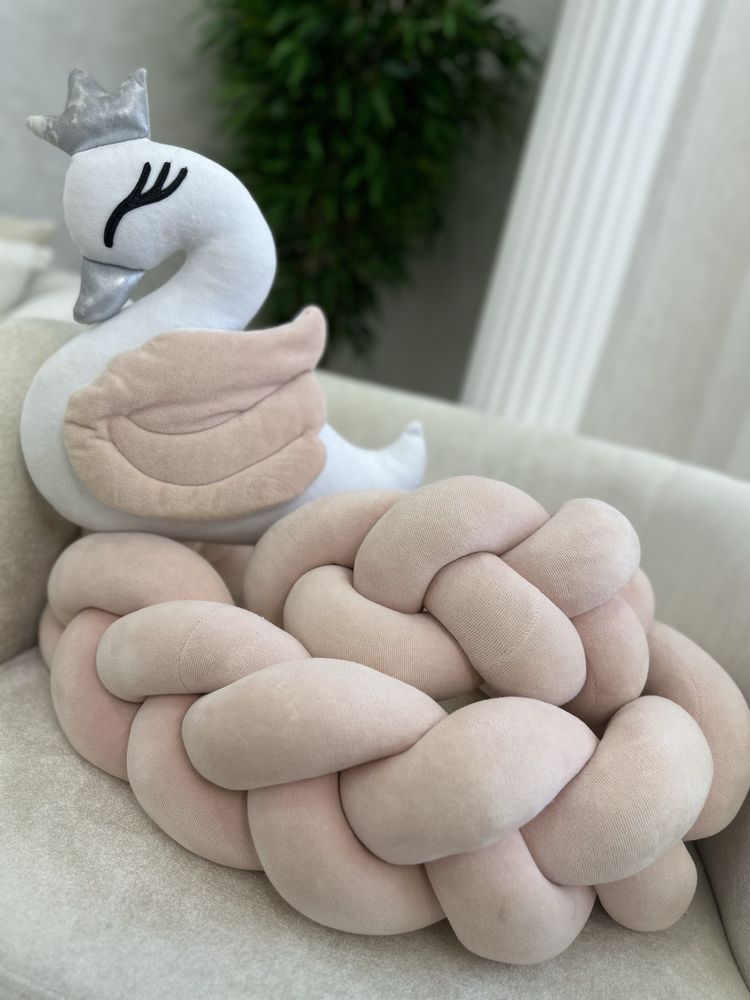 Косичка у кроватку