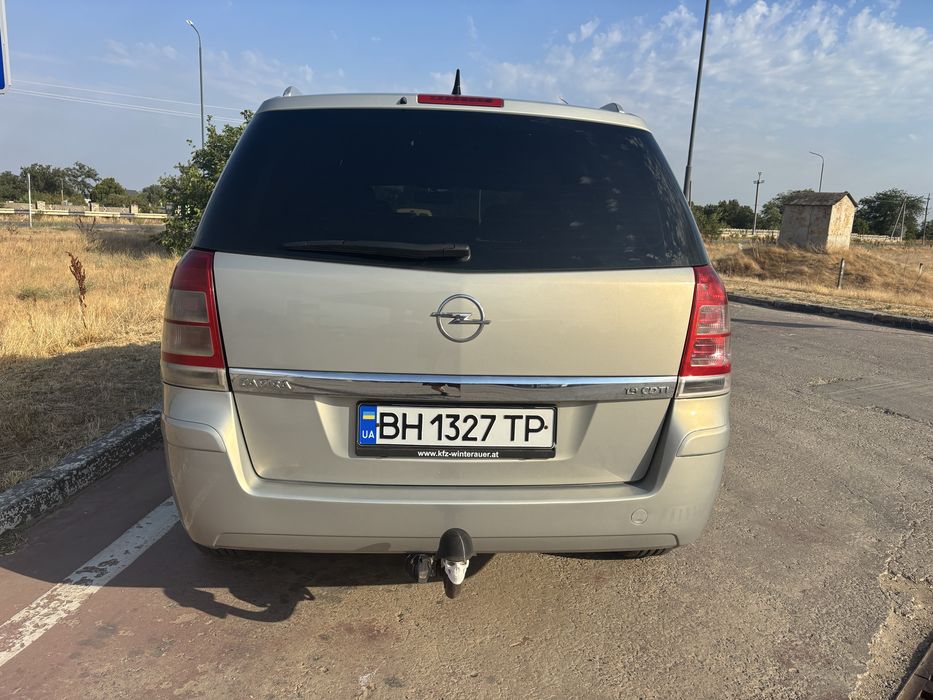Опель Зафіра Б 2005 рік 1,9 дизель