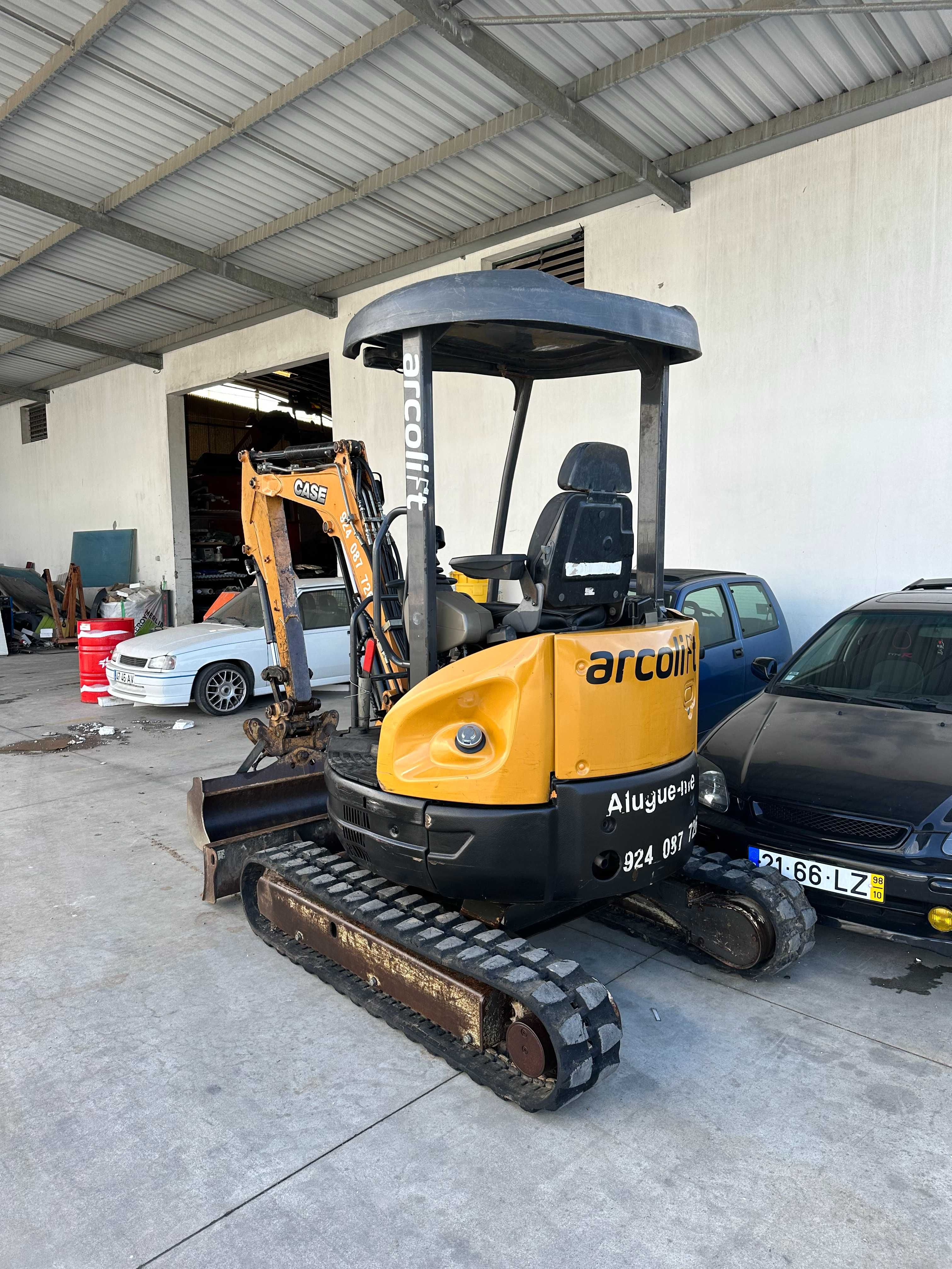 Mini Giratórias Para Alugar! Com ou Sem Operador