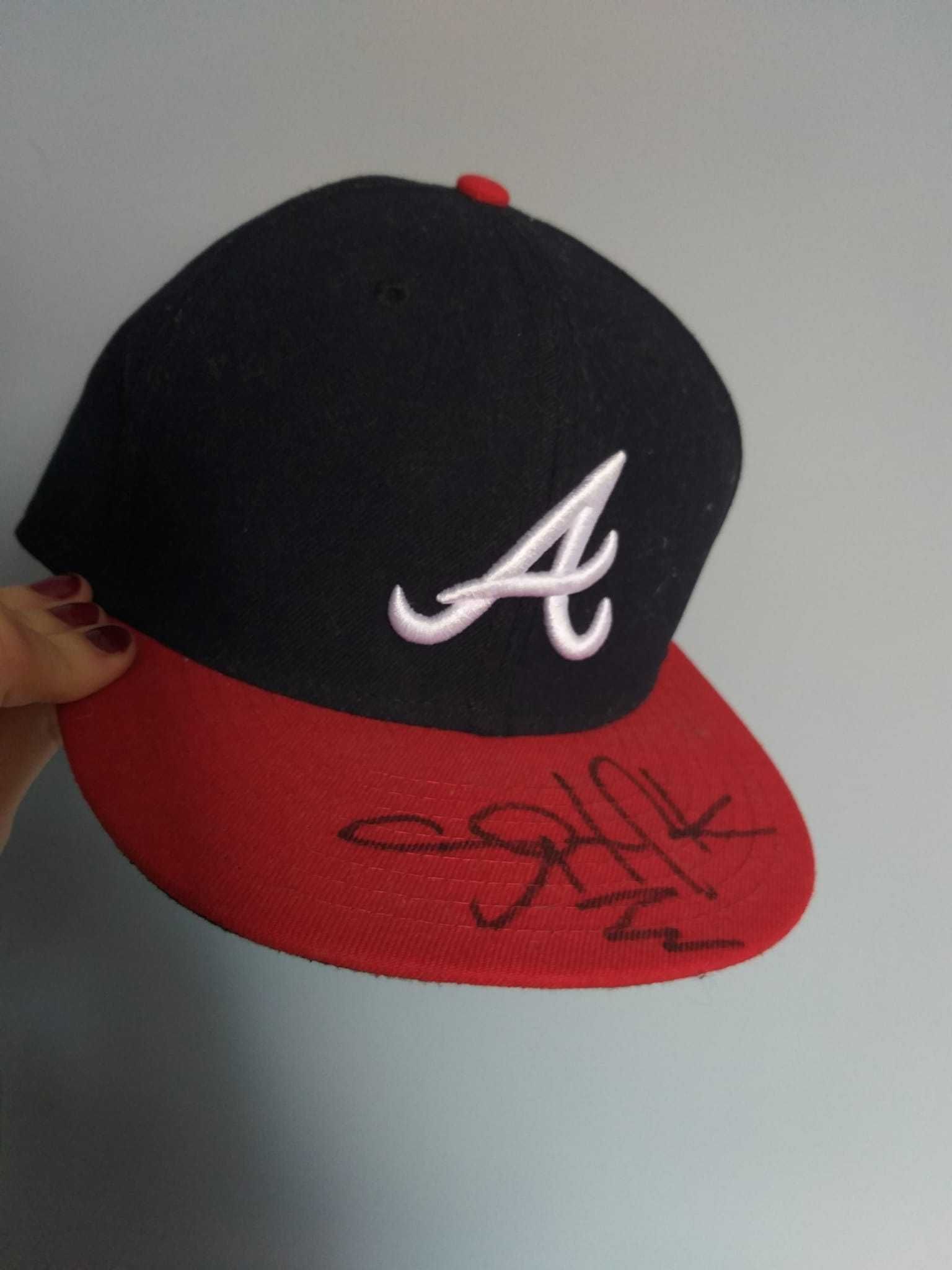 full cap z autografem rapera Sitka