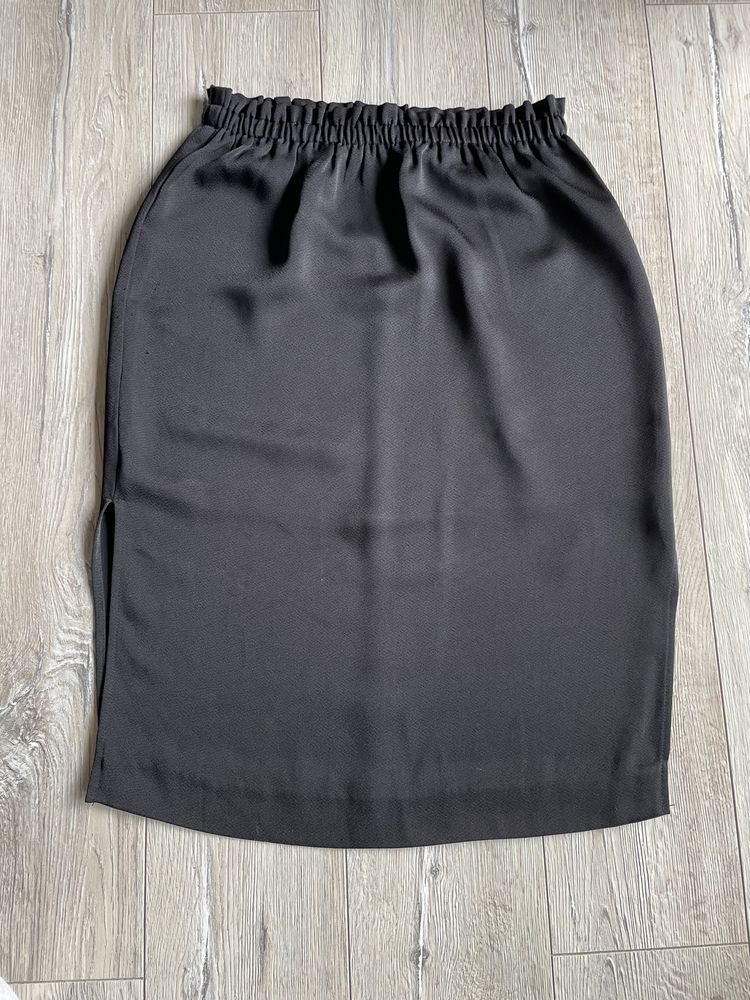 Czarna spódnica za kolanko h&m r 38 m